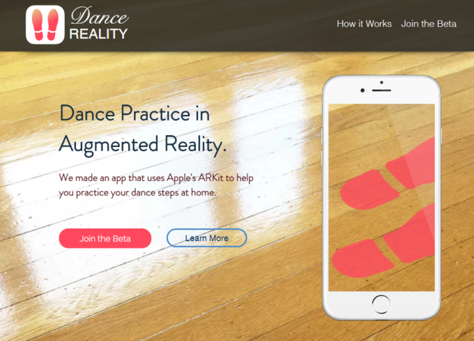 ダンスのステップを床にARで表示してくれるアプリ『Dance Reality』