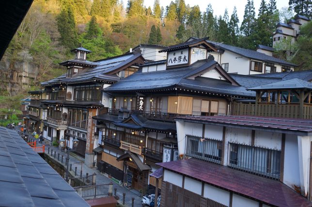 銀山温泉